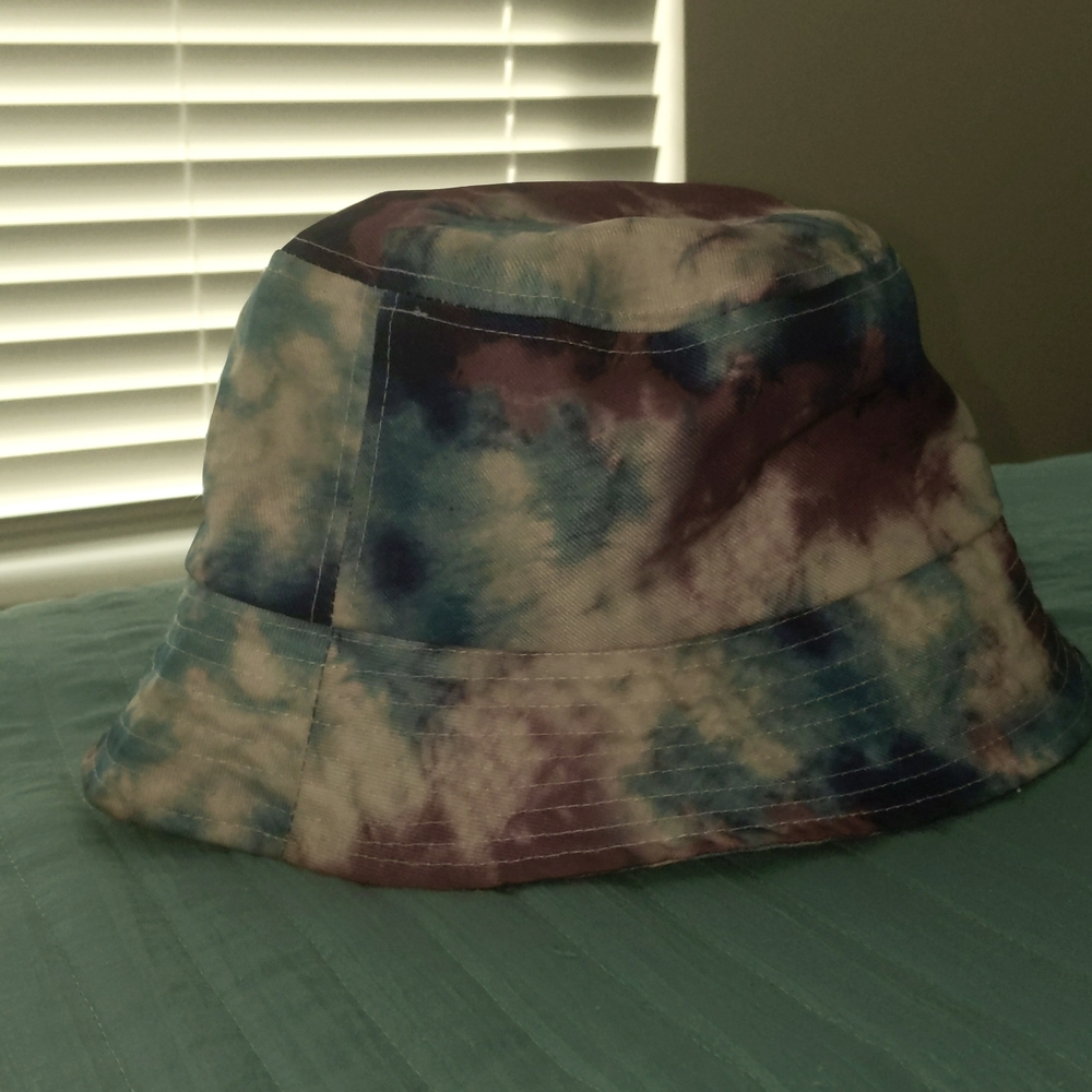 Bucket hat, tie dye